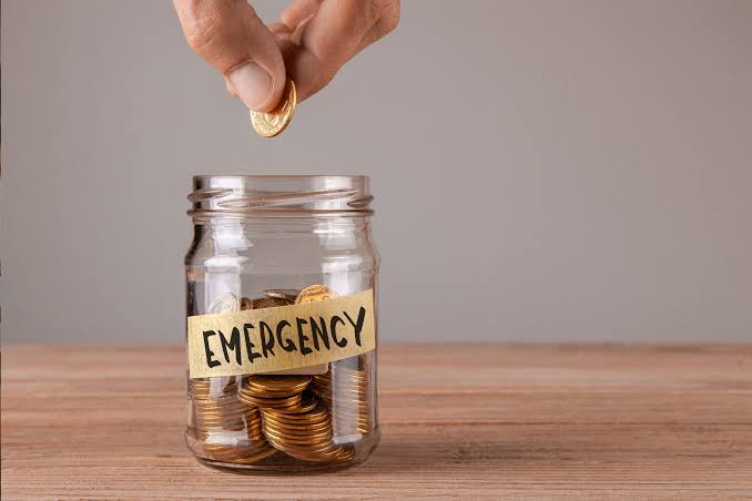 How to Build an Emergency Fund Fast Without Going Into Debt